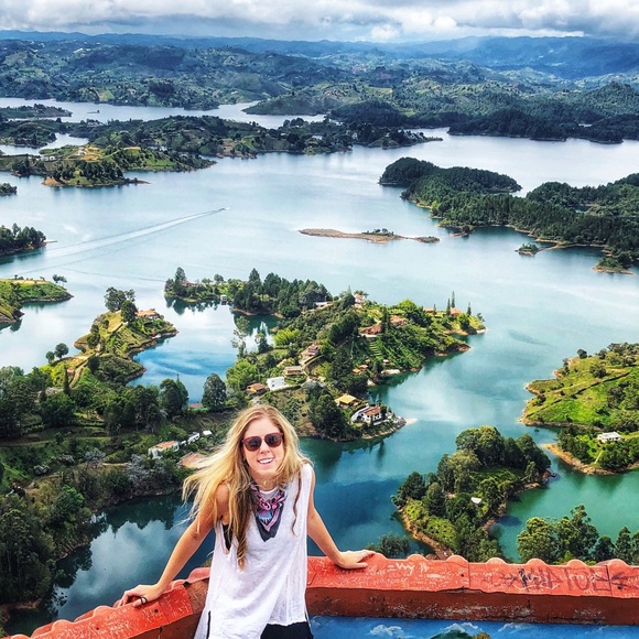 Meet your Posher, Hannah - Picture 4 of 4